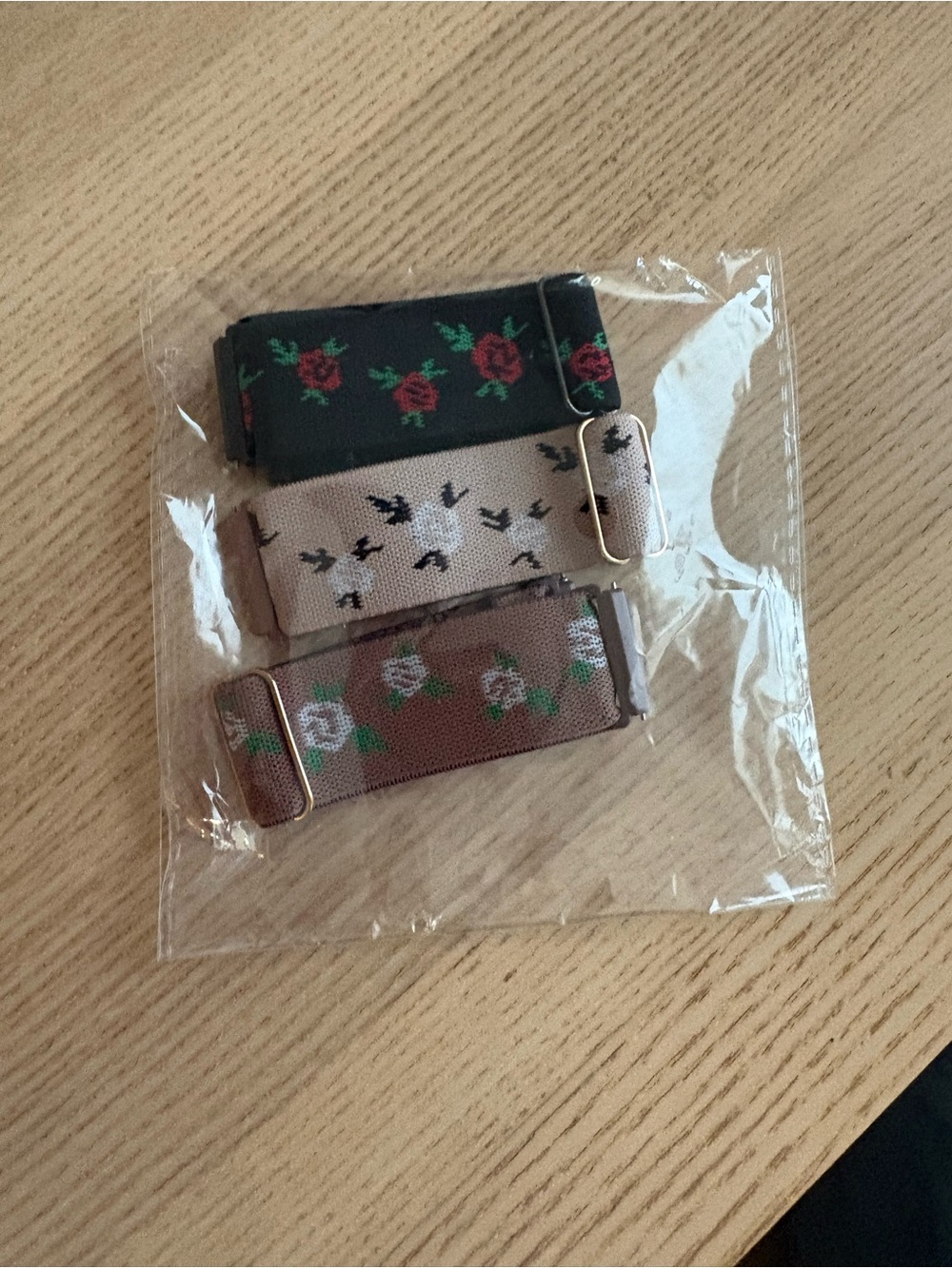 Floral Pattern Fitbit Versa 2S Stretchy Wrist Bands - Picture 2 of 2
